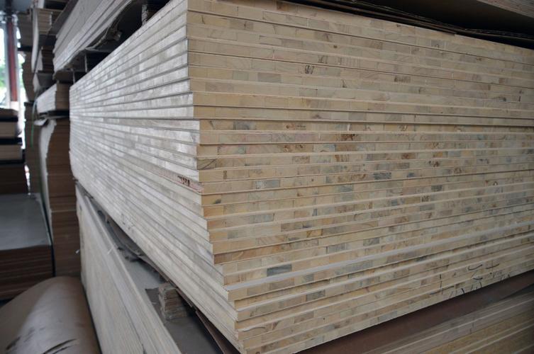 深圳厂家免漆板生态板衣柜实木家具板材细木工板18mm香杉木大芯板