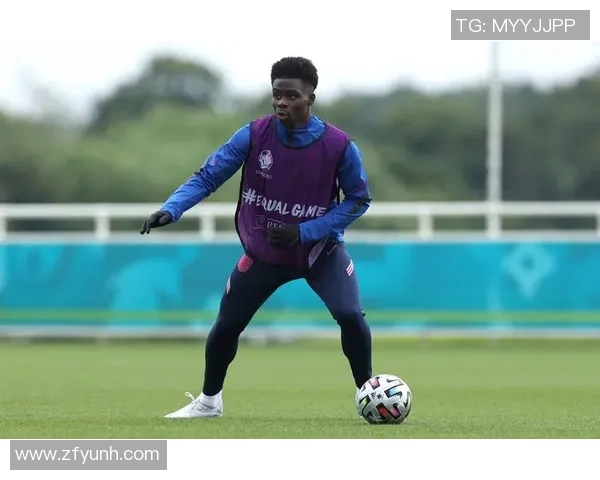 喀麦隆足球明星盘点：传奇球员与新兴力量的辉煌历程