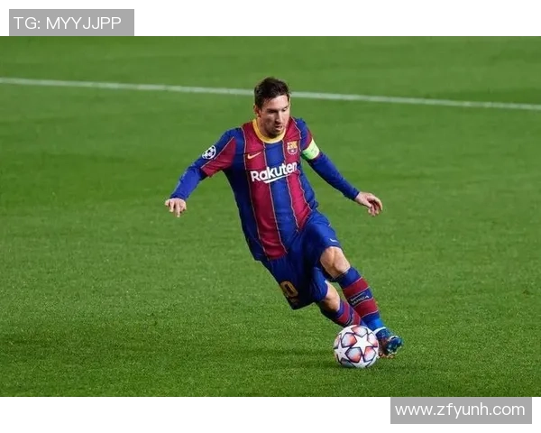 射门技巧卓越的足球明星们展现绝佳进攻能力与精彩瞬间 射门技巧卓越的足球明星们展现绝佳进攻能力与精彩瞬间