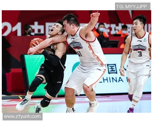 广州篮球队创新盯防战术解析助力球队崛起与发展 广州篮球队创新盯防战术解析助力球队崛起与发展