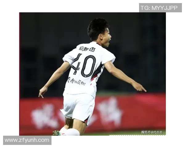 成都篮球队以74分领跑冠军赛积分榜展现强劲实力和夺冠希望